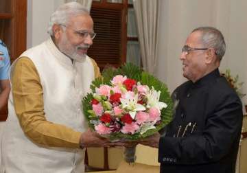 pm modi greets president pranab mukherjee on completion of three years in office