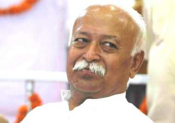 mohan bhagwat asks hindus to stand united for a strong nation