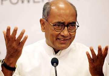 no need to politicise modi s us visit says digvijay