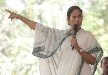 will quit if charges of closeness to saradha proved mamata banerjee