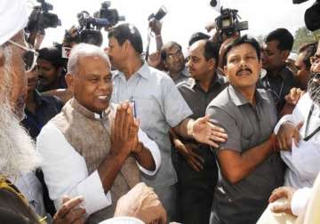 jitan ram manjhi empathises with shiv sena says bjp is unreliable