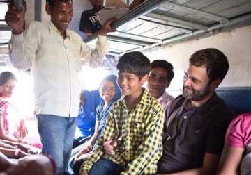 rahul gandhi travels in general coach of train to meet punjab farmers