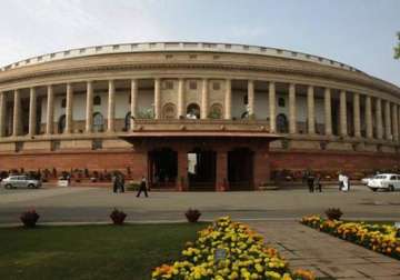 govt says open to more changes ahead of lok sabha vote on land bill