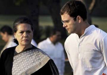 sonia rahul ask manipur government to ensure speedy relief to landslide victims