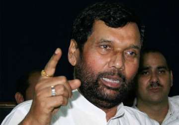 jharkhand polls ram vilas paswan blames lack of vision for state s political instability