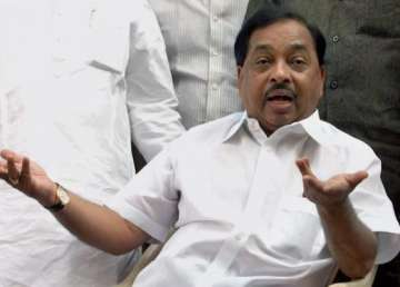 like congress cms fadnavis will also have to wait for orders from delhi narayan rane