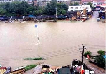 congress bjp spar over vadodara floods