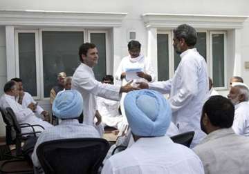 rahul gandhi meets farmers says will fight against modi s land bill