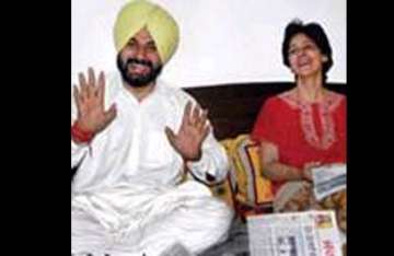 sidhu s wife out of danger