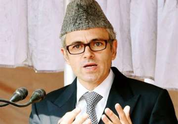 omar hits out at pm modi sayeed over death of kashmiri trucker