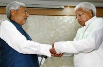 lalu taunts nitish to allot himself residence of ex cm