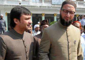 sp mim to form alliance as sena bjp and congress ncp battle out internal conflict