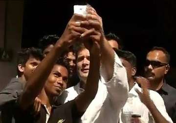 now rahul gandhi poses for selfie