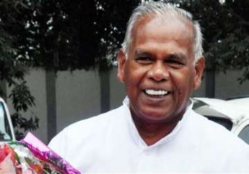 manjhi skips bjp boycotts all party meeting in bihar