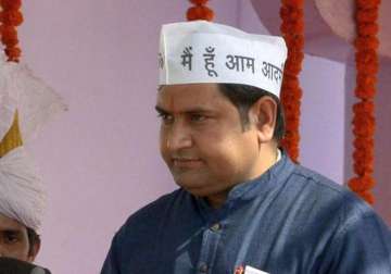 aap to refer asim khan graft case to its lokpal