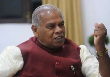 manjhi may dissolve bihar assembly calls cabinet meet at 2 pm