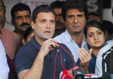 ftii row govt blames rahul gandhi for politicising protests