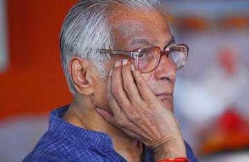 george fernandes to remain with wife says delhi high court