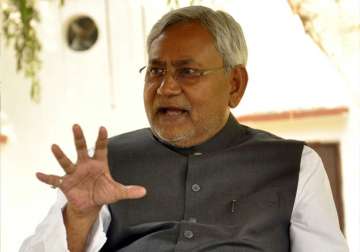 garden row have not sent cops to manjhi s bungalow claims nitish