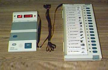 experts to study paper backup for evms