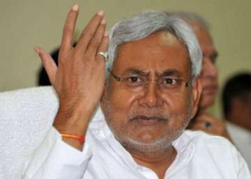 nitish kumar attacks bjp for appointing a non tribal as jharkhand cm