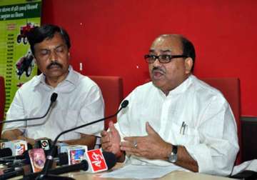 jd u leaders resent ls poll tickets to party hoppers
