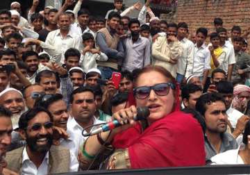 jaya prada flays mulayam over rape remark