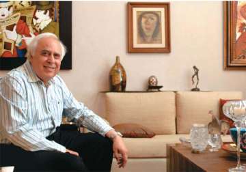 kapil sibal starts packing to vacate government bungalow