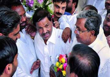 karnataka cm likely to induct 20 to 25 ministers