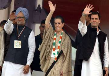 karnataka poll pm sonia rahul to campaign