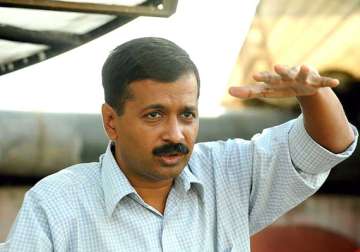 kejriwal suspends protest against khurshid to make disclosure about another politician on wednesday