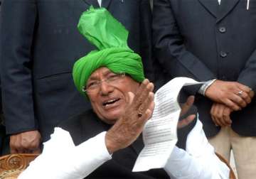 lawlessness growing in cong ruled states claims om prakash chautala