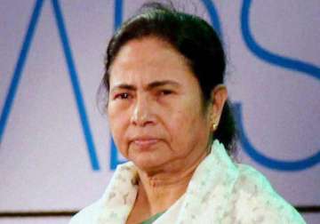 left issues charge sheet against mamata government