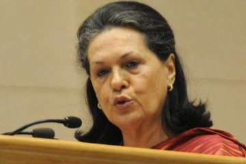 live reporting sonia gandhi lashes out at left in kerala convention