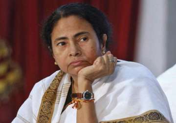 mamata not averse to coming together with mayawati jayalalitha