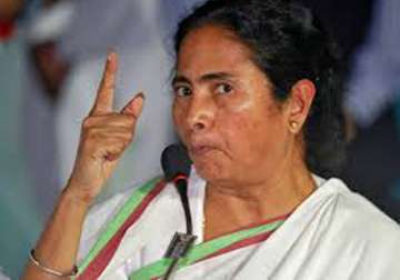mamata ridicules aap bjp for raising funds from dinners rallies