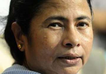 mamata to send letters to all families seeking support