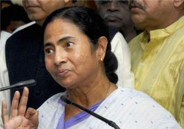 mamata again opposes fdi in retail calls for all party meet on coalgate