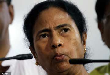 mamata caught in a catch 22 situation