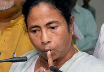 mamata condemns delhi gangrape