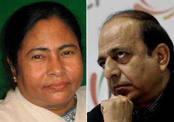 mamata may patch up with pranab says dinesh trivedi