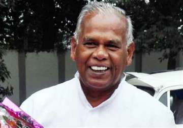 manjhi seeks stringent action against dissident jd u mlas