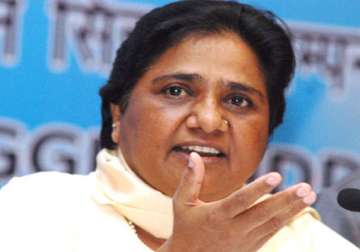 mayawati to bsp mps don t join opposition protest on fdi in retail