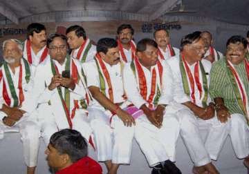 ministers from telangana seek permission for march