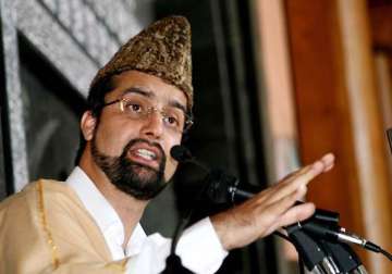 mirwaiz condemns mumbai blasts