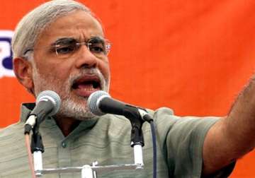 modi accuses vested interest group of shielding congress