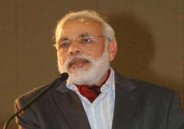 modi lauds indian scientists on national technology day