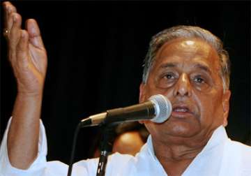 mulayam accuses cong of double speak on batla encounter case