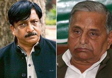 mulayam is doing politics of guilt says shahid siddiqui