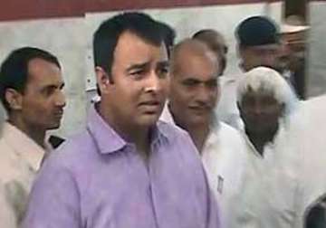 muzaffarnagar riots bjp legislator sangeet som surrenders